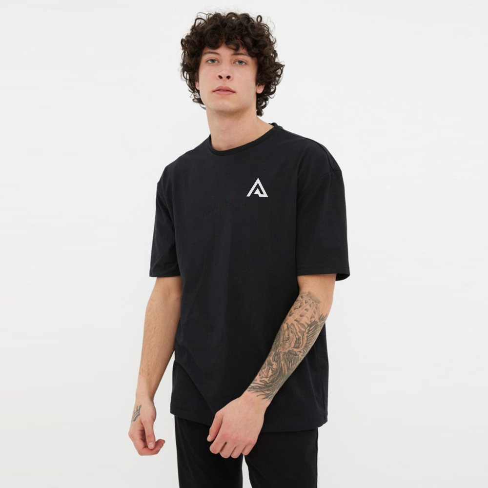 T-Shirt – Black – Relaxed Fit